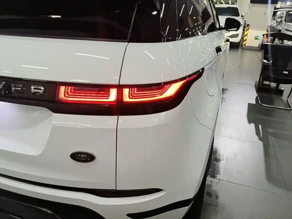 Land Rover Evoque — фото 2