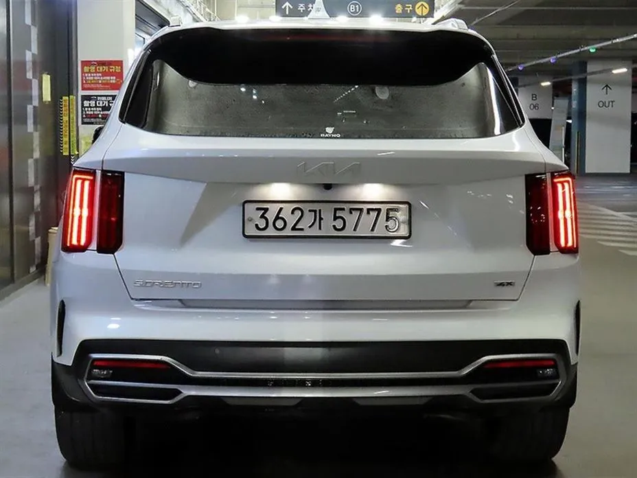 Kia Sorento — фото 3