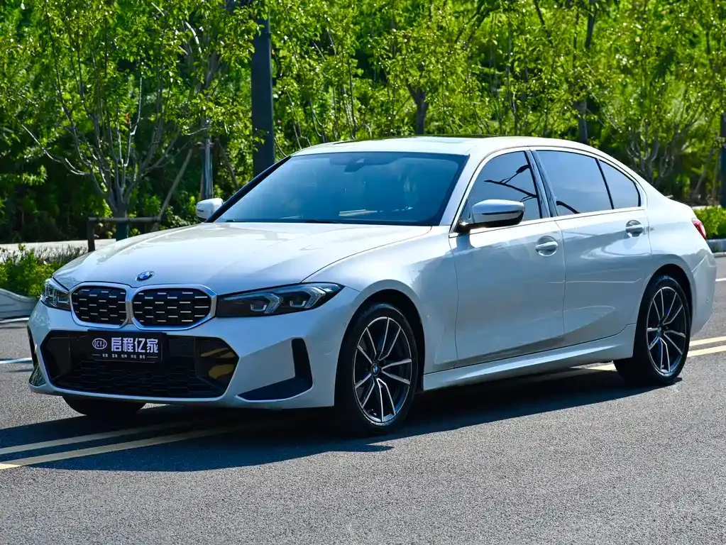 BMW 3 Series — фото 1