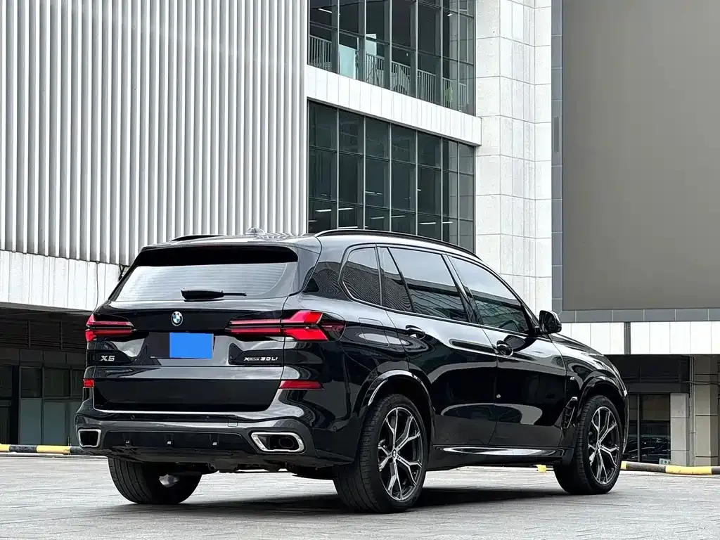 BMW X5 — фото 2