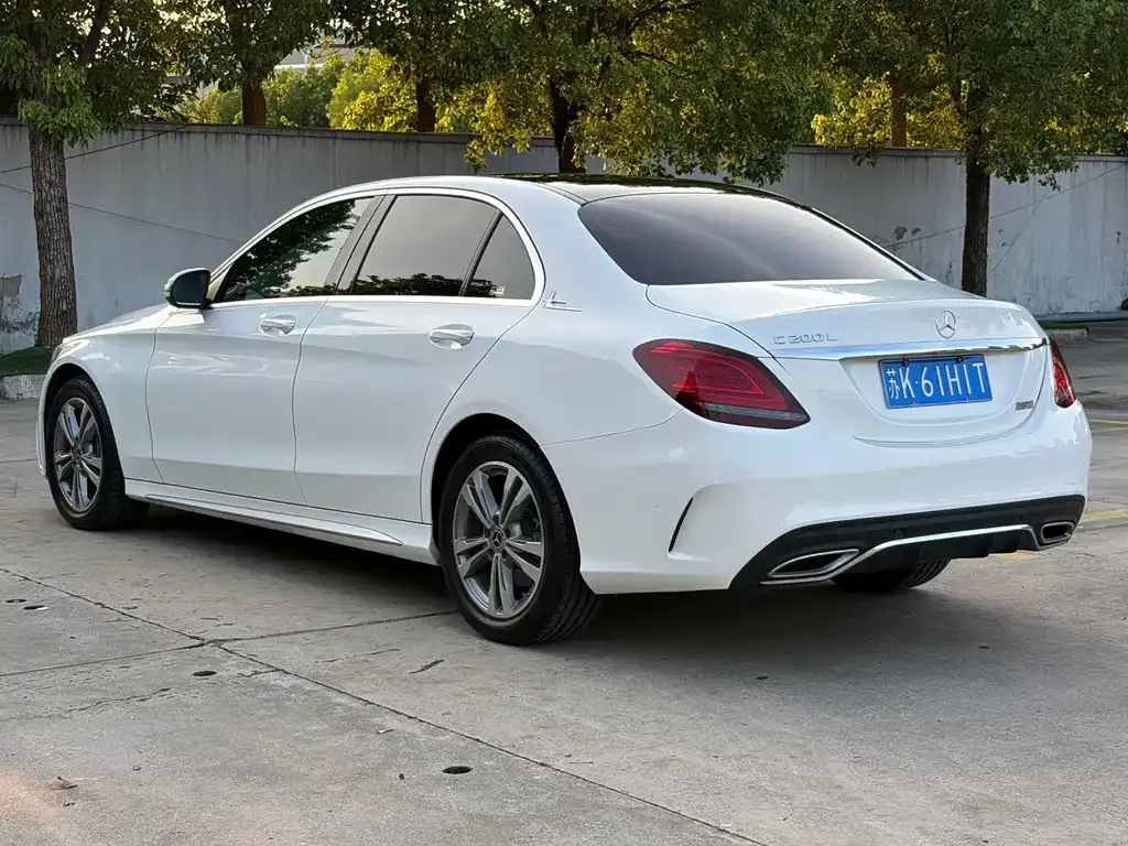 Mercedes-Benz C-Class — фото 10
