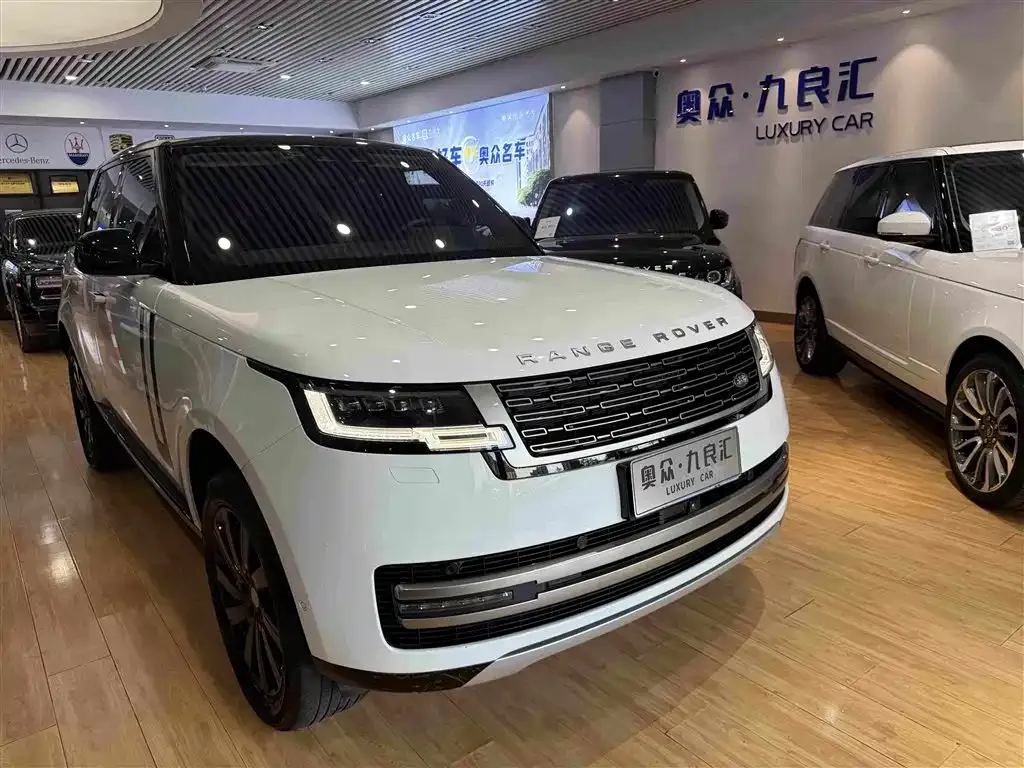 Land Rover Range Rover — фото 1