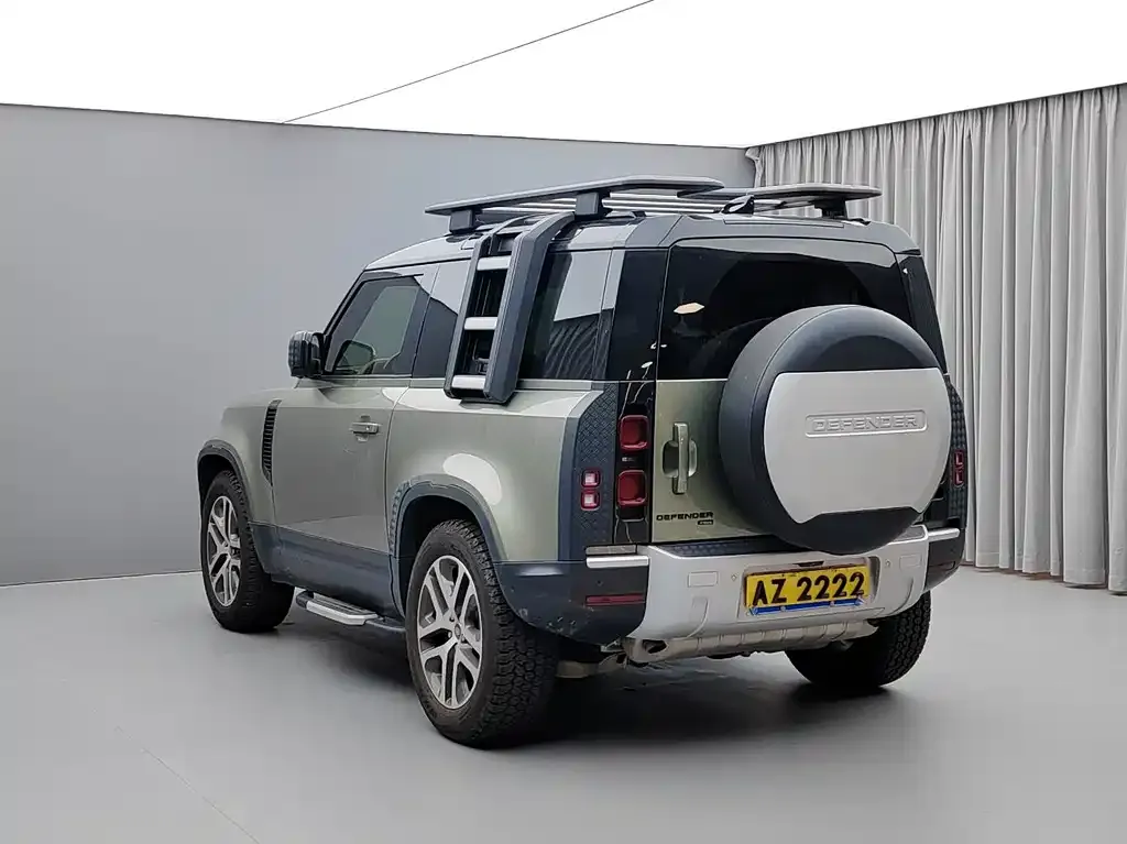 Land Rover Defender — фото 7
