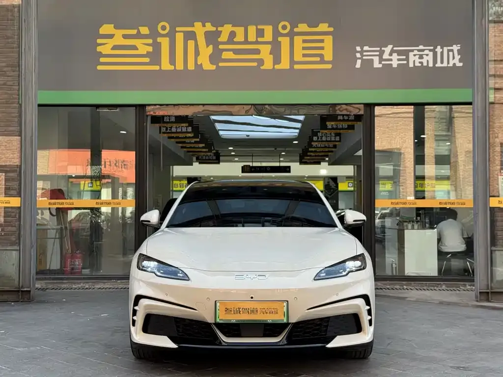 BYD Seal 06GT — фото 6