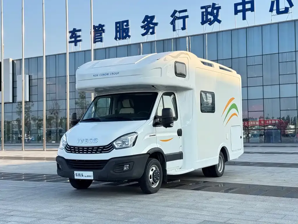 IVECO Ousheng — фото 3