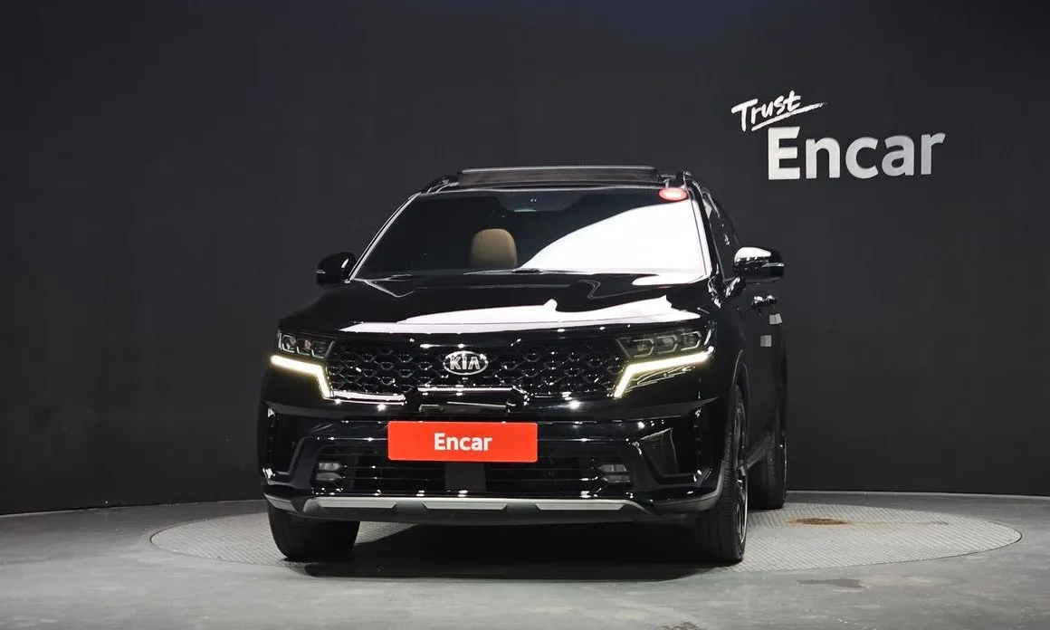 Kia Sorento — фото 8