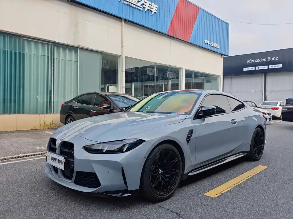 BMW M4 — фото 1