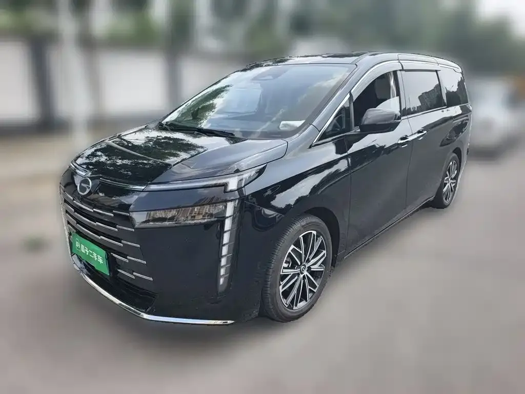 GAC Motor Trumpchi E8 — фото 1