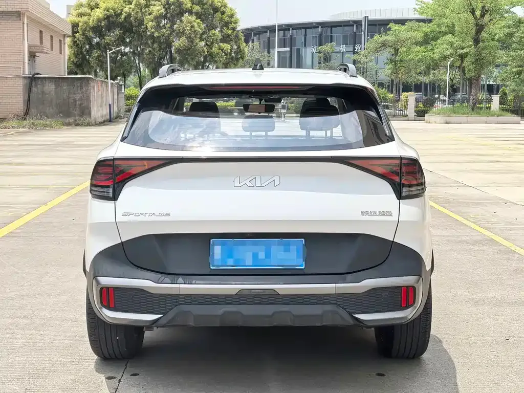 Kia Sportage — фото 10