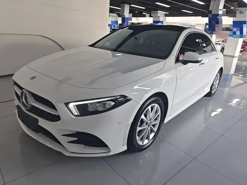 Mercedes-Benz A-Class — фото 1