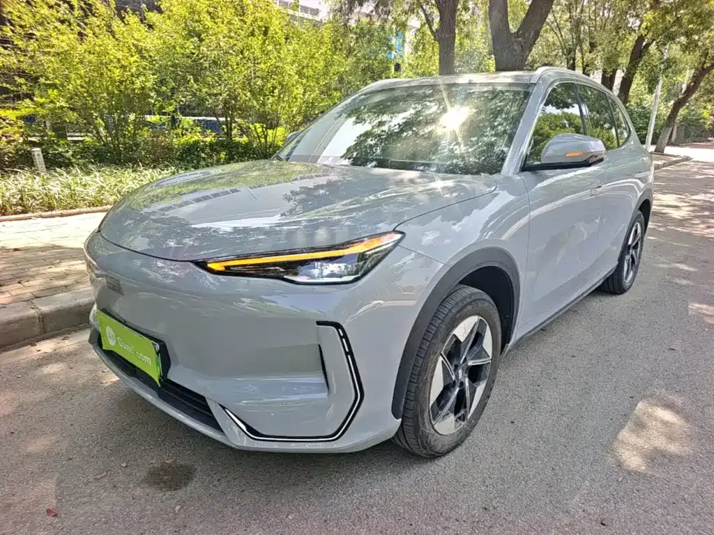 Geely Galaxy E5 — фото 1