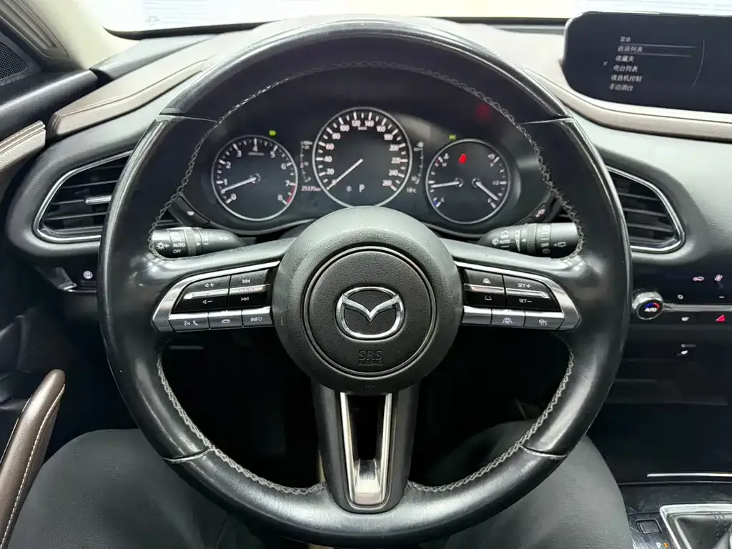 Mazda CX-30 — фото 6