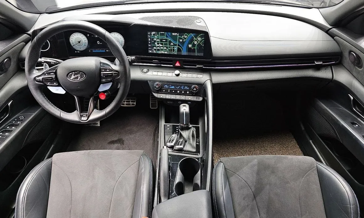 Hyundai AVANTE — фото 10