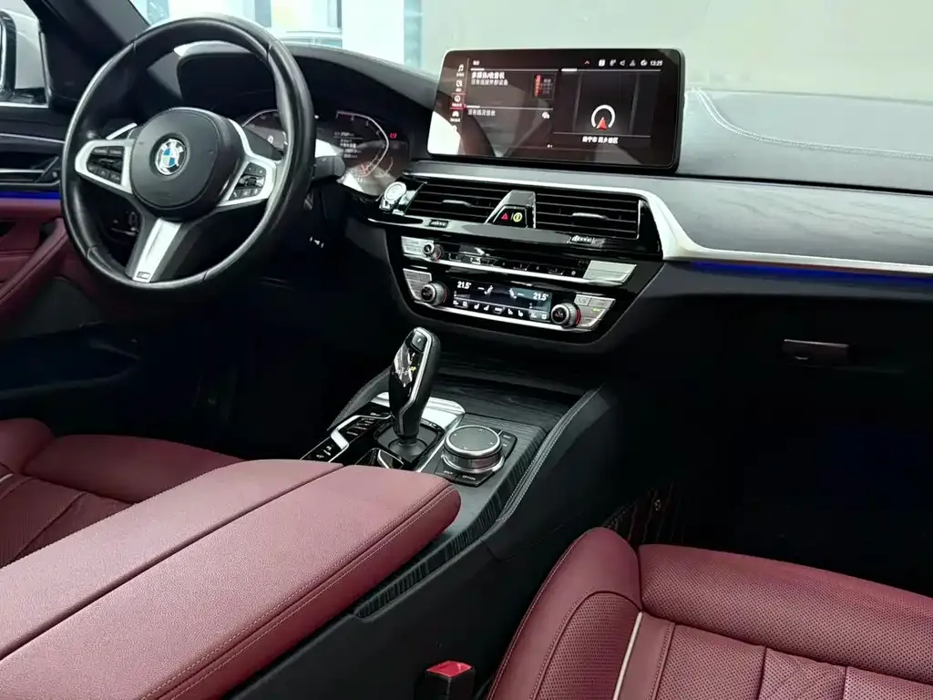 BMW 5 Series — фото 5