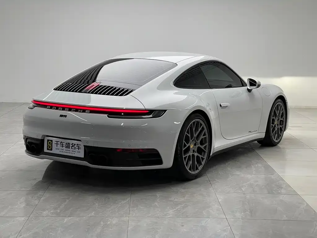 Porsche 911 — фото 10