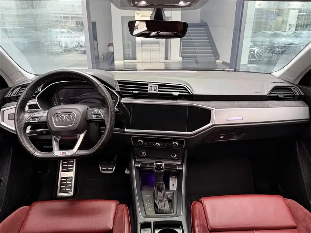 Audi Q3 Sportback — фото 7
