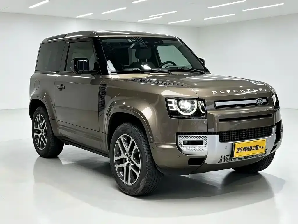 Land Rover Defender — фото 1