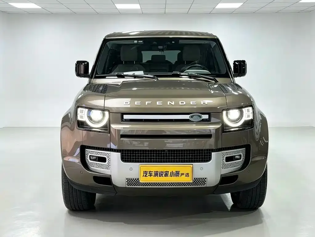 Land Rover Defender — фото 10