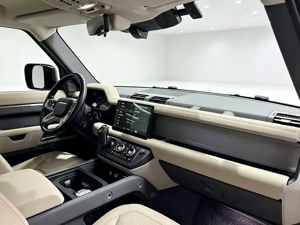 Land Rover Defender — фото 8