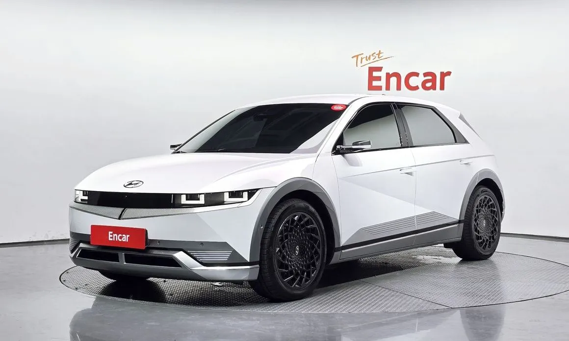 Hyundai Ioniq5 — фото 1
