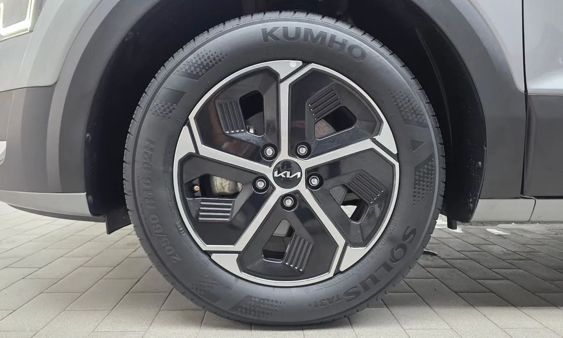 Kia Niro — фото 5