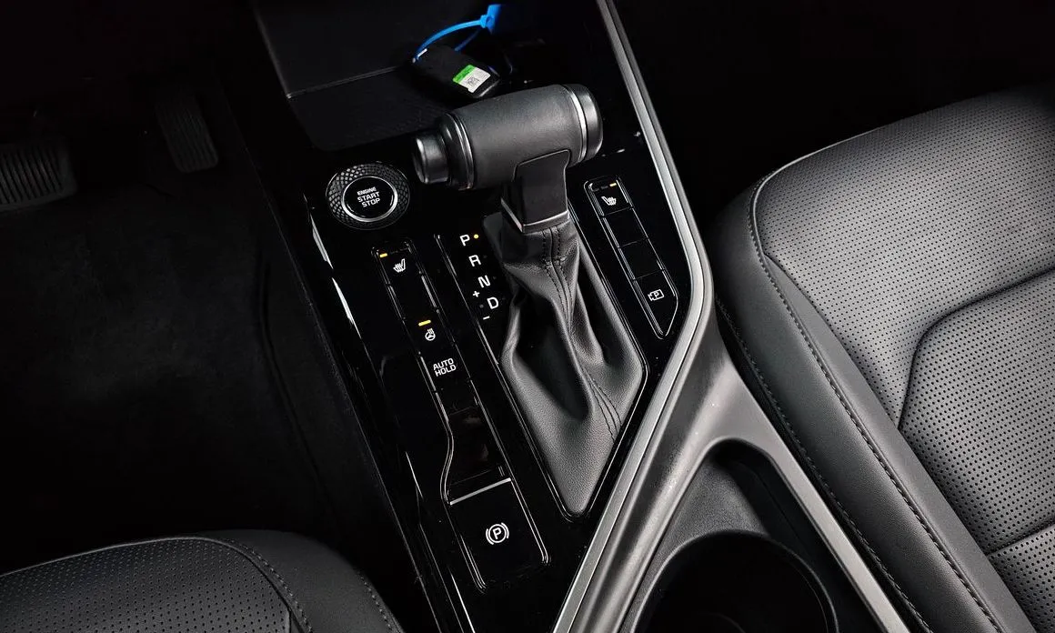 Kia Niro — фото 8