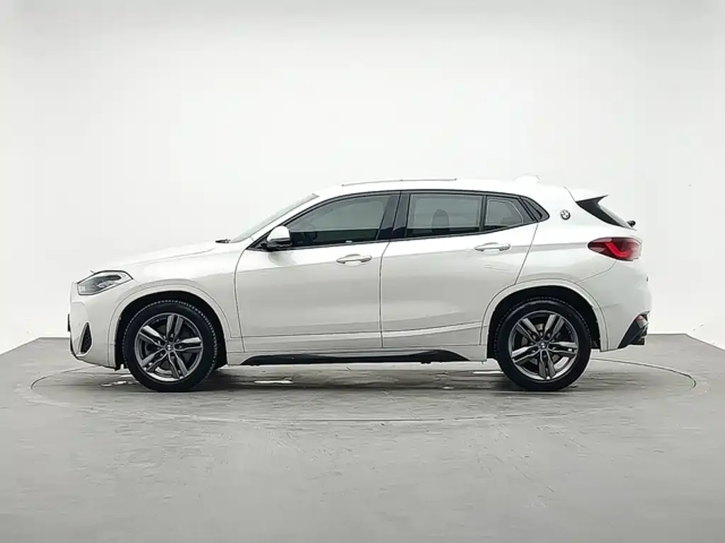 BMW X2 — фото 5