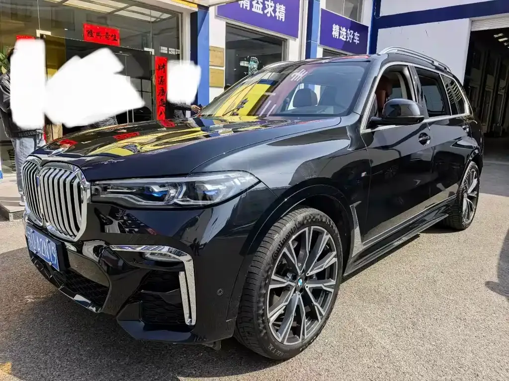 BMW X7 — фото 1