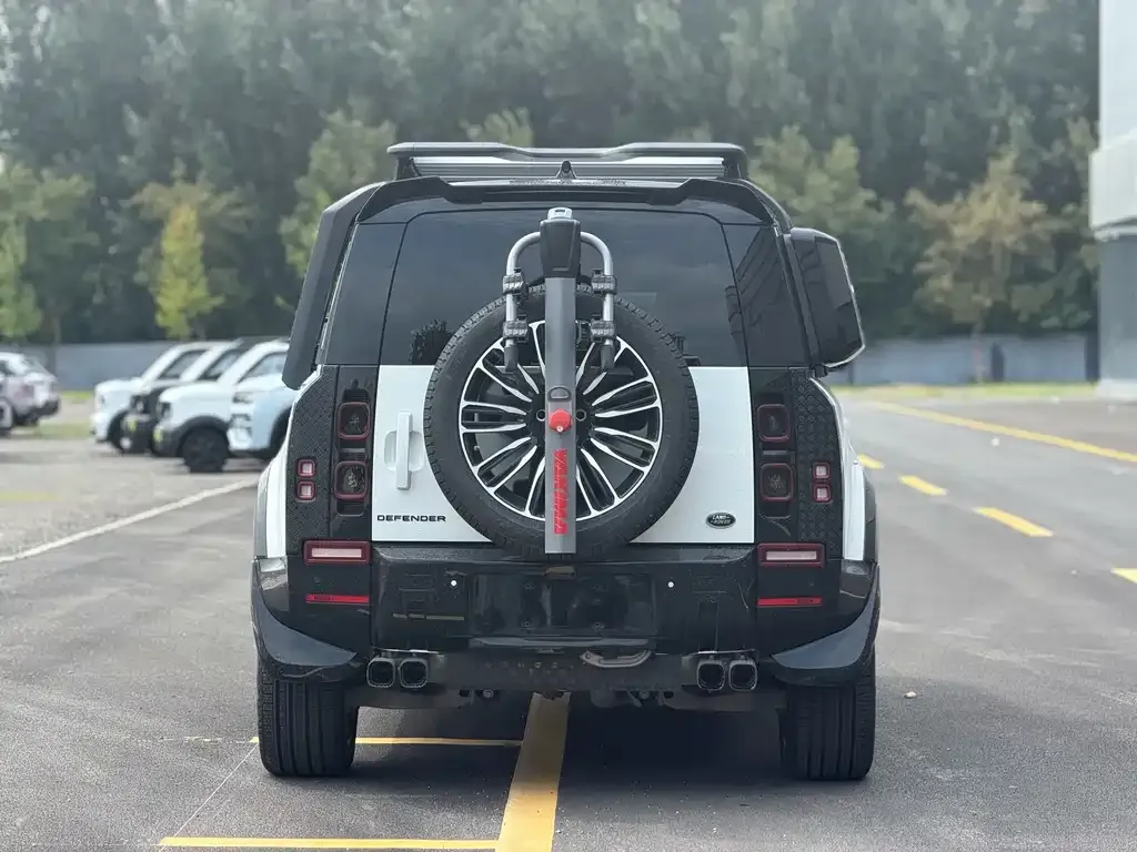 Land Rover Defender — фото 4