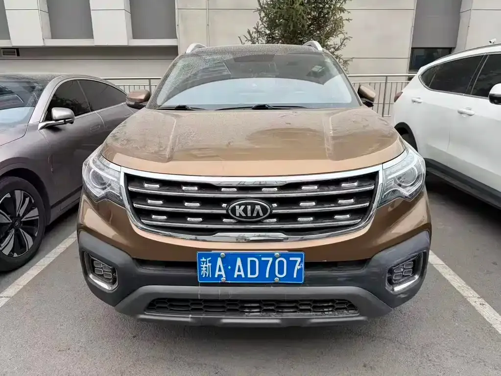 Kia Sportage — фото 9