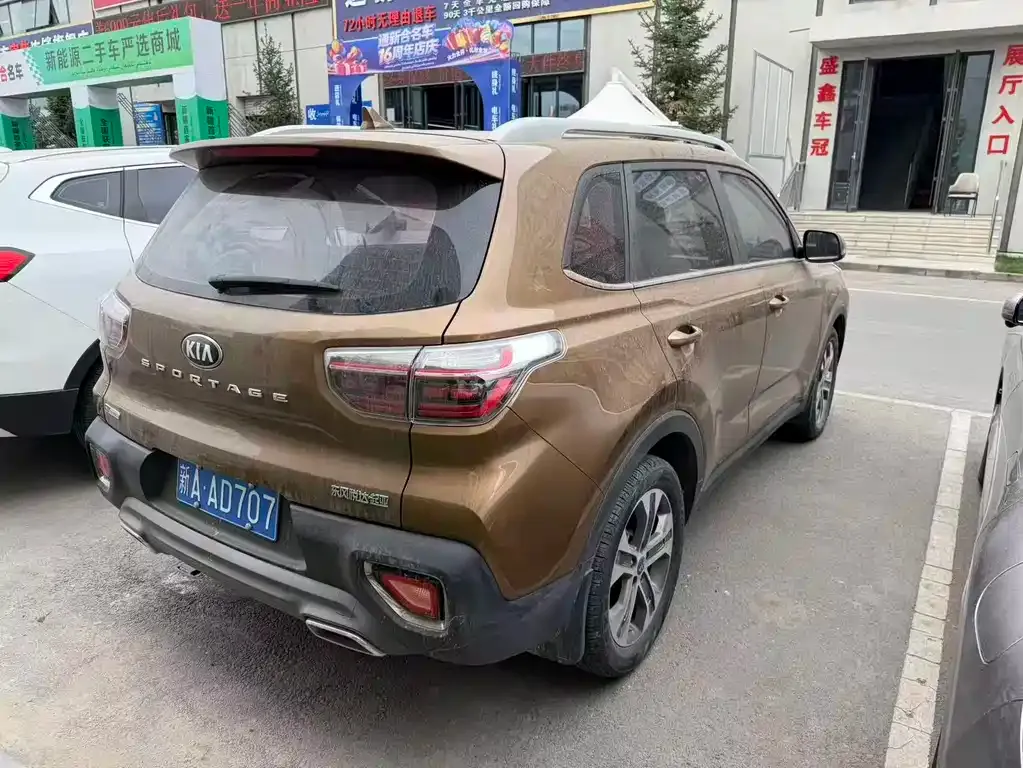 Kia Sportage — фото 5