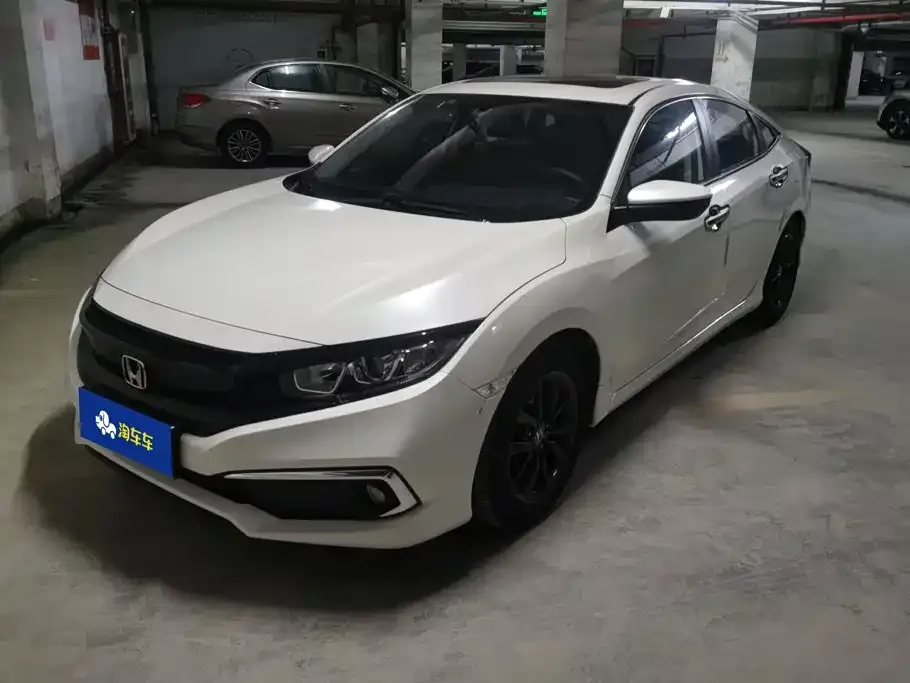 Honda Civic — фото 1