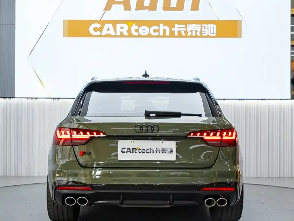 Audi S4 — фото 8