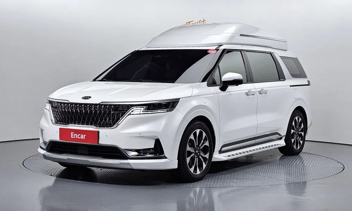 Kia Carnival — фото 1