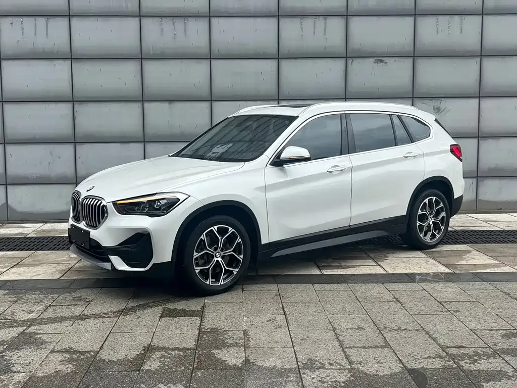 BMW X1 — фото 4
