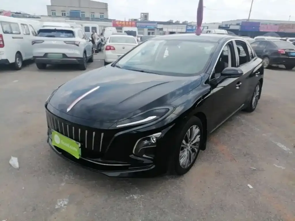 Hongqi E-QM5 — фото 1