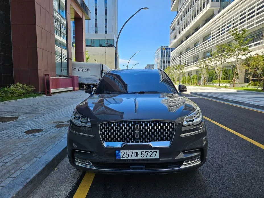 Lincoln Aviator — фото 1