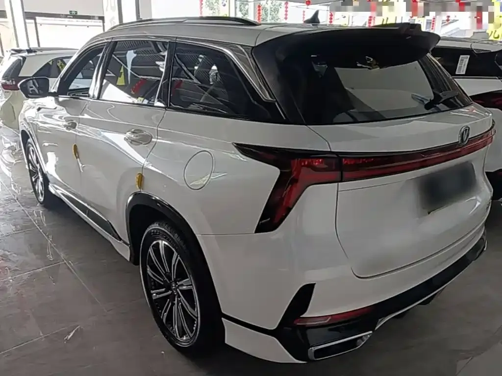 Changan CS75 PLUS — фото 6