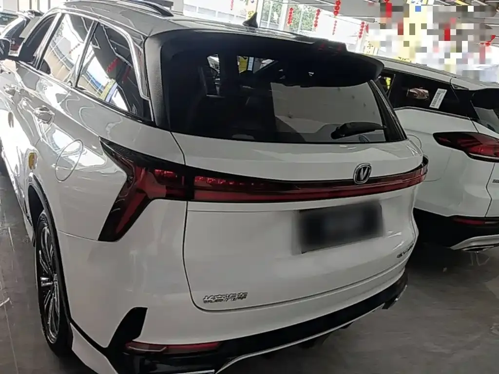 Changan CS75 PLUS — фото 2