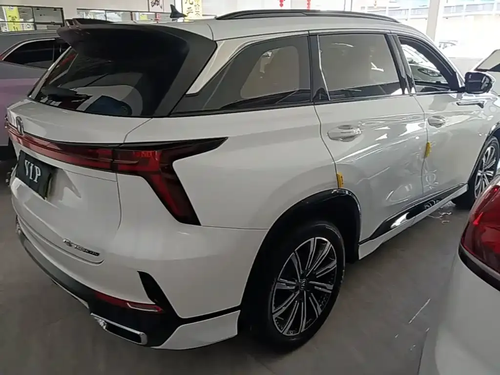 Changan CS75 PLUS — фото 9