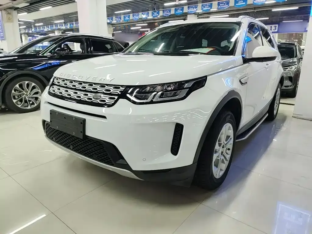 Land Rover Discovery Sport — фото 1