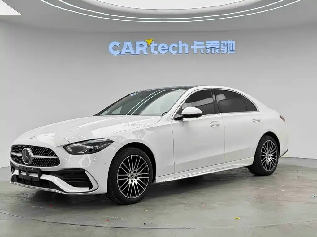 Mercedes-Benz C-Class — фото 1