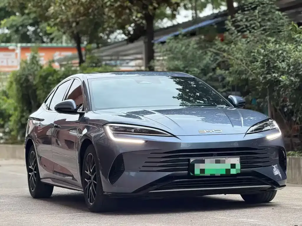 BYD Seal — фото 3