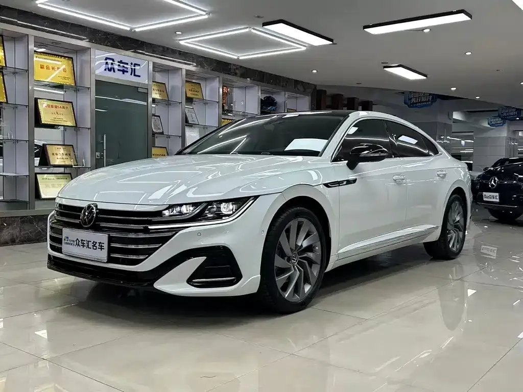 Volkswagen CC — фото 1