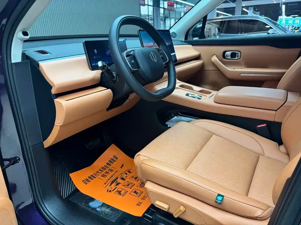 Leapmotor C16 — фото 9