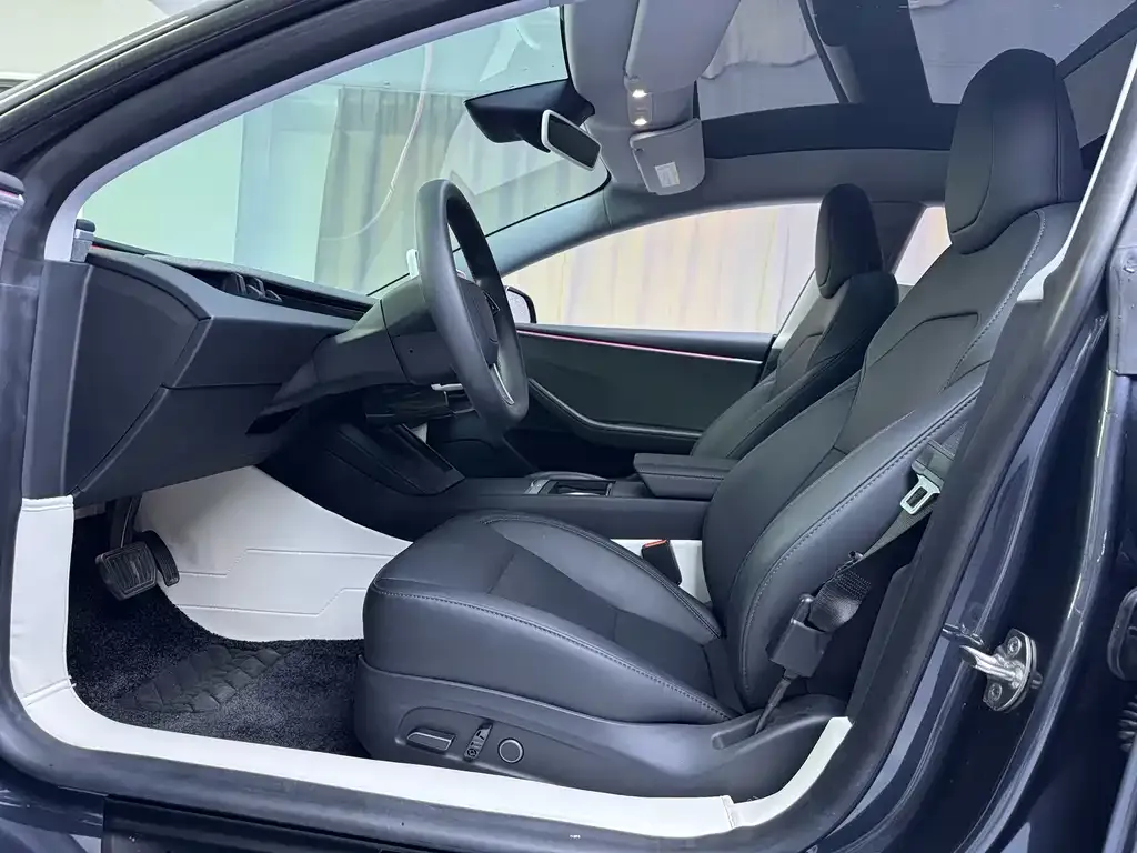 Tesla Model 3 — фото 6