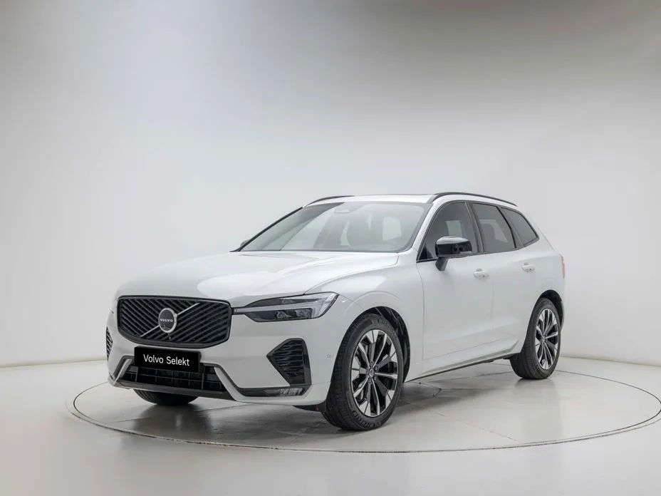 Volvo XC60 — фото 1
