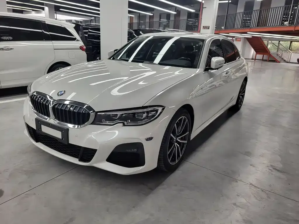 BMW 3 Series — фото 1