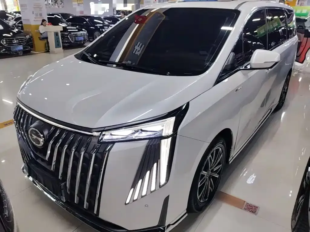 GAC Motor Trumpchi M8 — фото 1