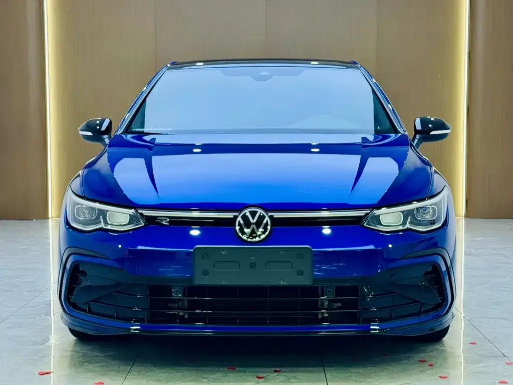Volkswagen Golf — фото 6